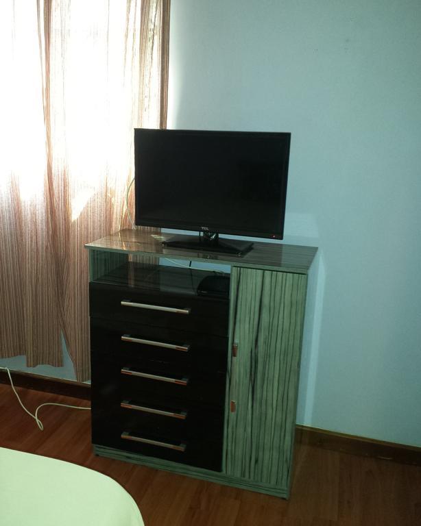 Impeccable Guest Rooms 2 كينغستون الغرفة الصورة